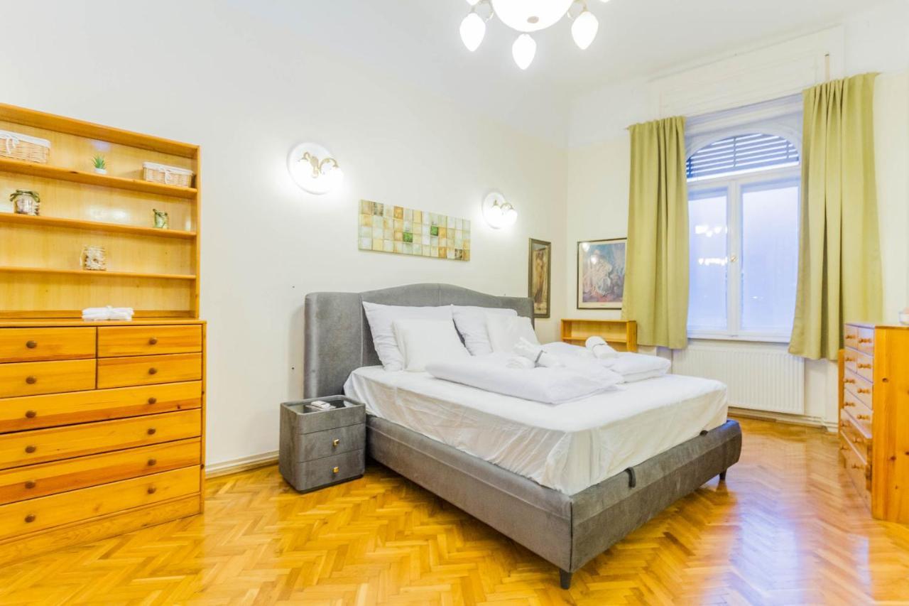 Friend Of Deak Ferenc Apartment Будапеща Екстериор снимка