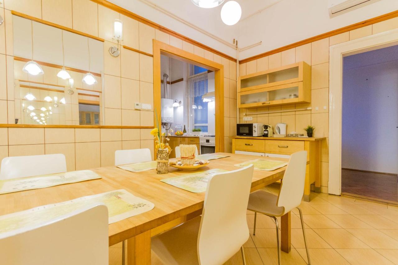 Friend Of Deak Ferenc Apartment Будапеща Екстериор снимка